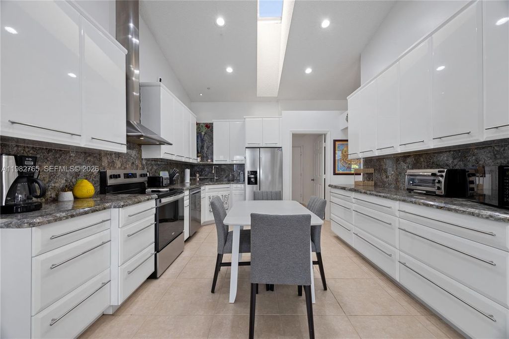 Photo of 8962 SE Riverfront Ter, Jupiter, FL 33469 (MLS # A11982765)