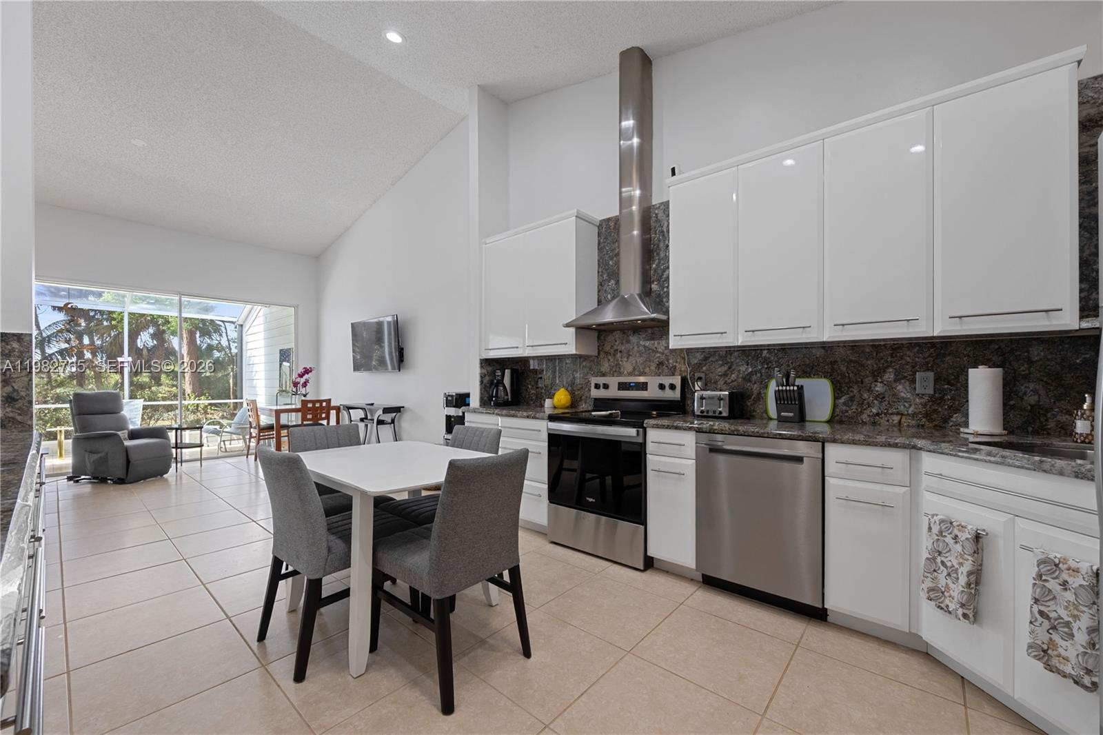 NORTH PASSAGE - Residential Lease