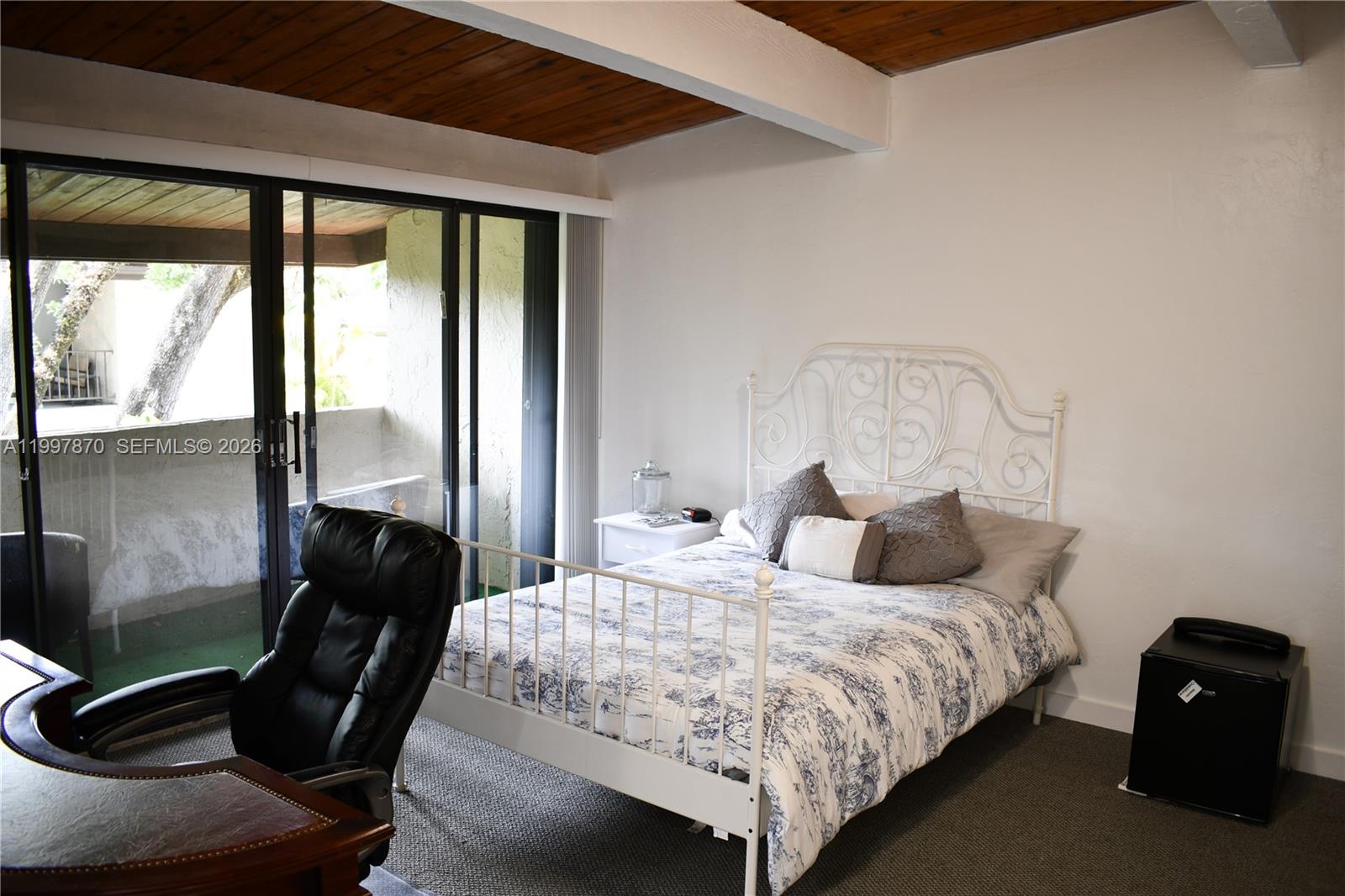 RIVERWOOD SEC 3 - Residential Lease