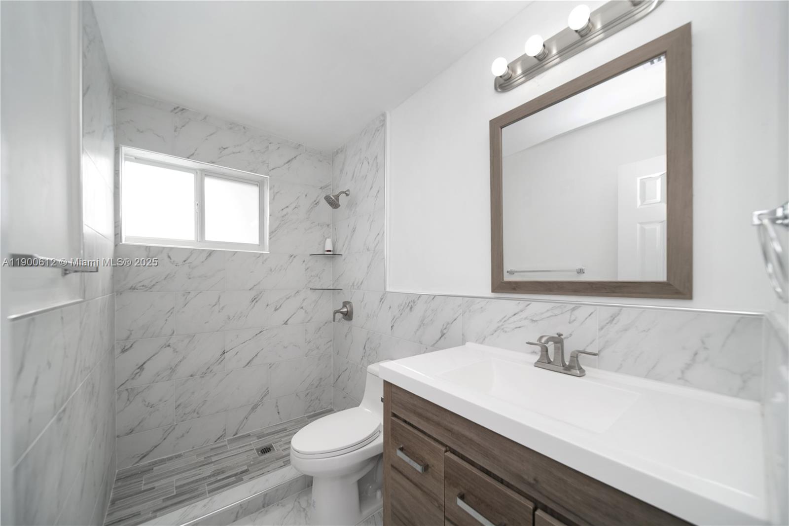 MIRAMAR SEC 9 - Residential Lease