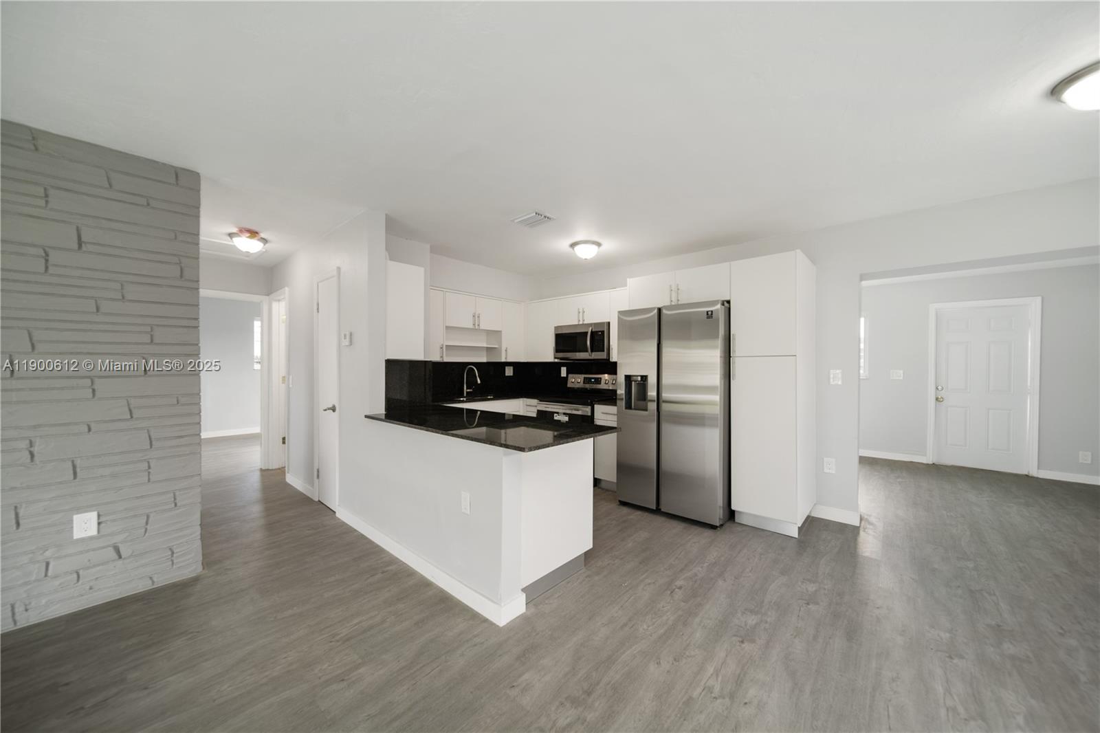 MIRAMAR SEC 9 - Residential Lease