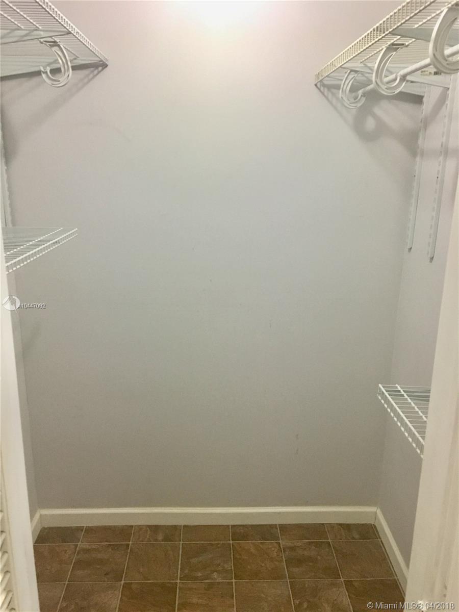 EASTERN PARKVIEW CONDO - Residential Lease