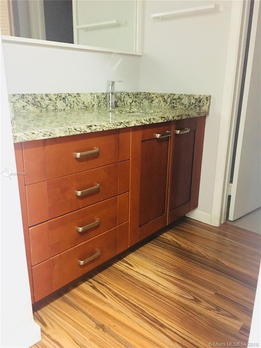 EASTERN PARKVIEW CONDO - Residential Lease