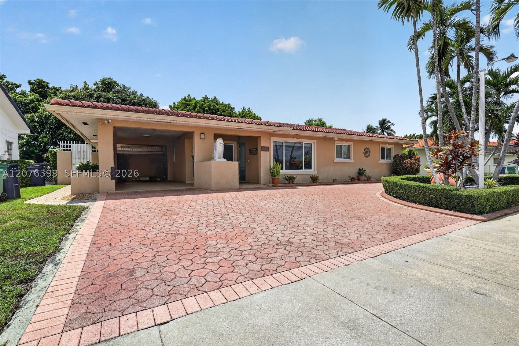 8936 SW 11th St, Miami FL 33174