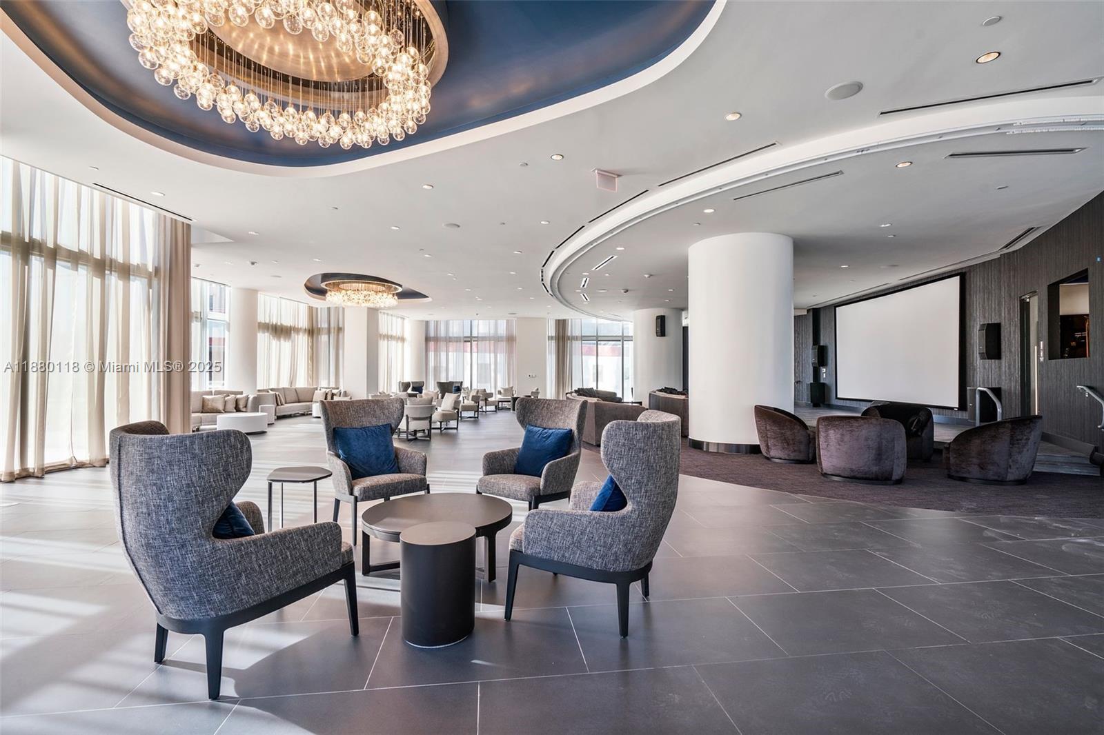 PARAMOUNT MIAMI WORLDCENT - Residential Lease