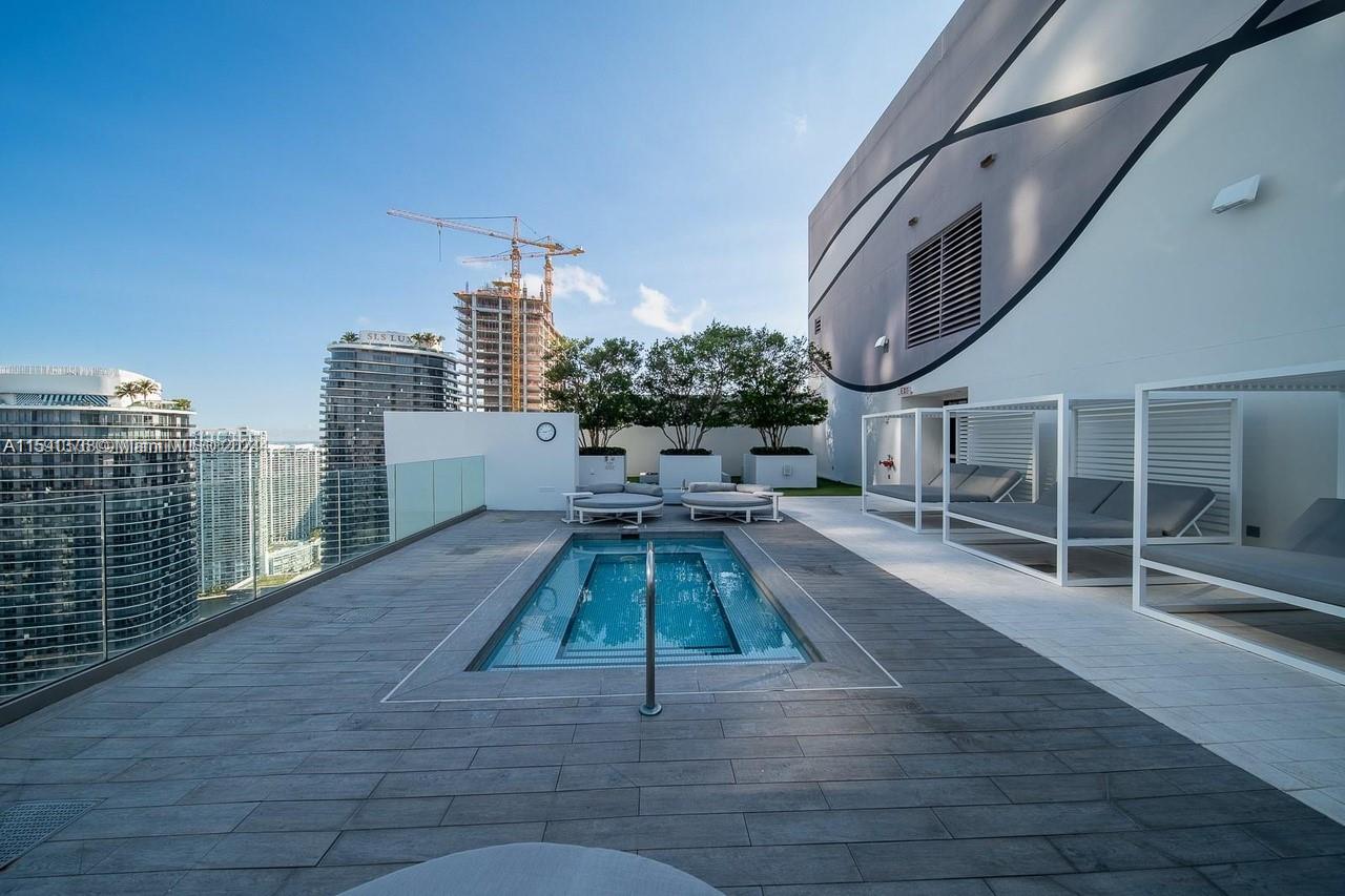 1010 BRICKELL CONDO - Residential Lease