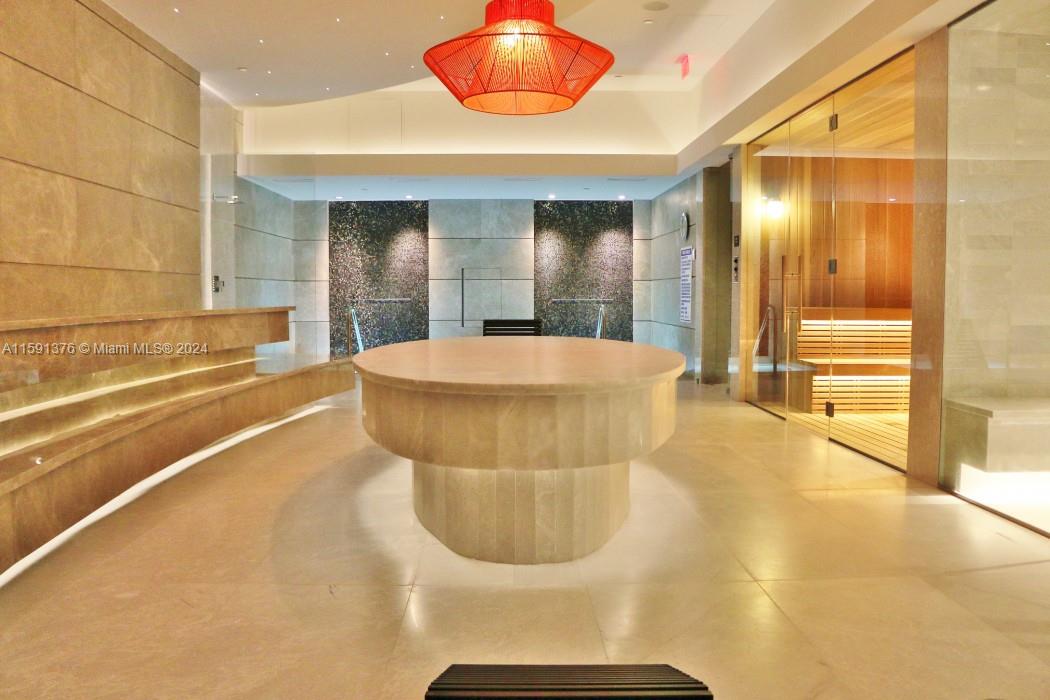 1010 BRICKELL CONDO - Residential Lease