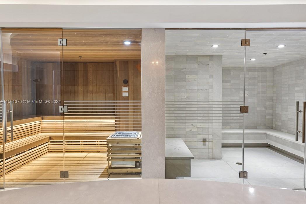 1010 BRICKELL CONDO - Residential Lease