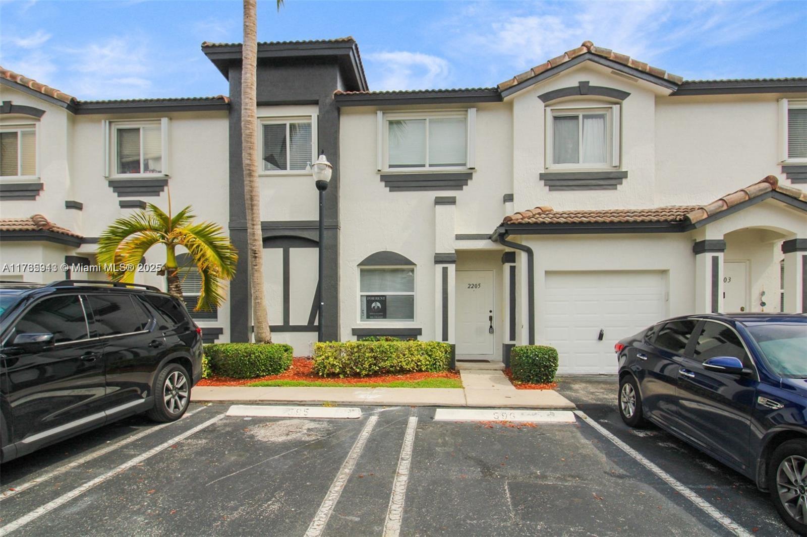 Rental Property at 2312 Se 24th Ave 2312, Homestead, Miami-Dade County, Florida - Bedrooms: 3 
Bathrooms: 3  - $2,475 MO.