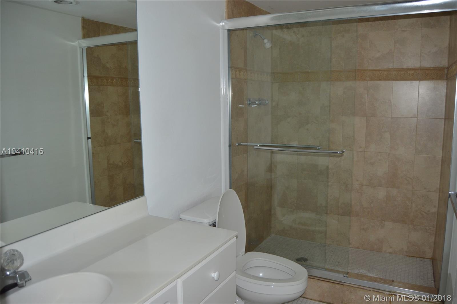 OCEANVIEW BUILDING B COND - Residential Lease