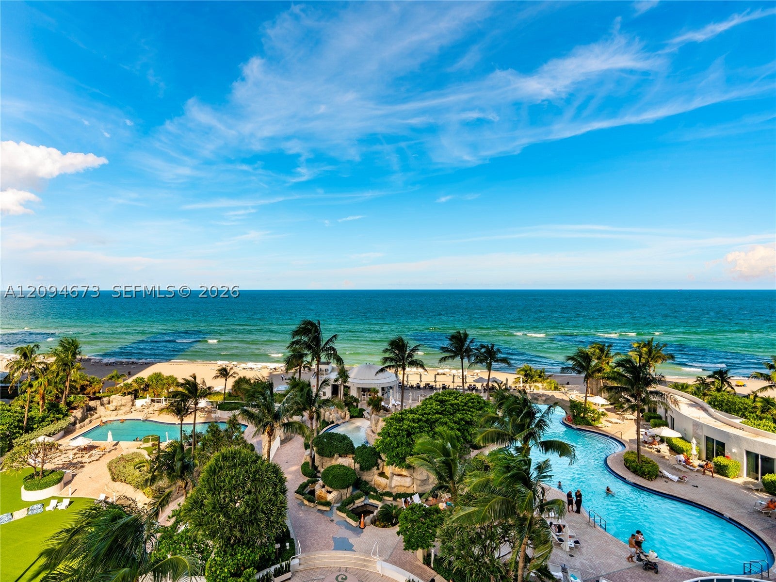 18001 Collins Ave 606