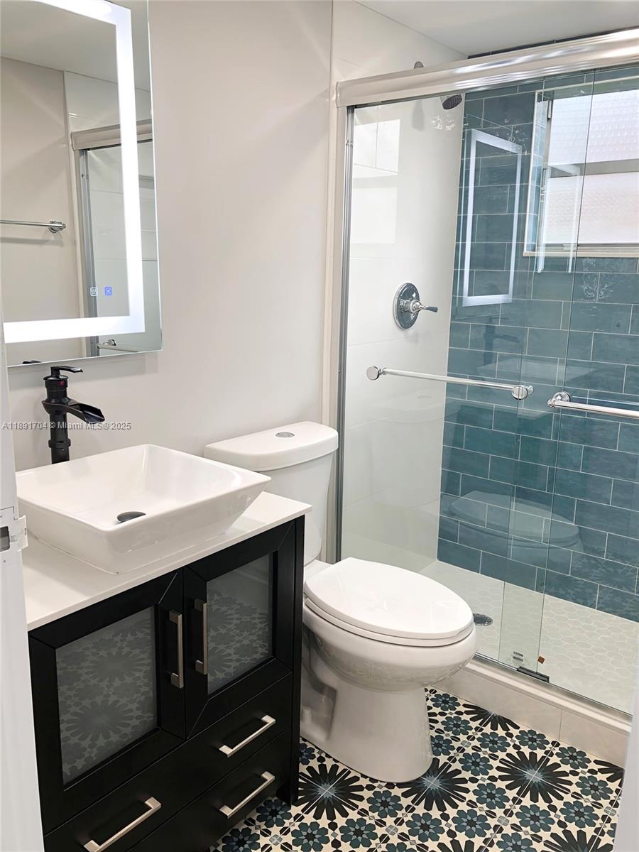 KINGS POINT BRITTANY COND - Residential Lease