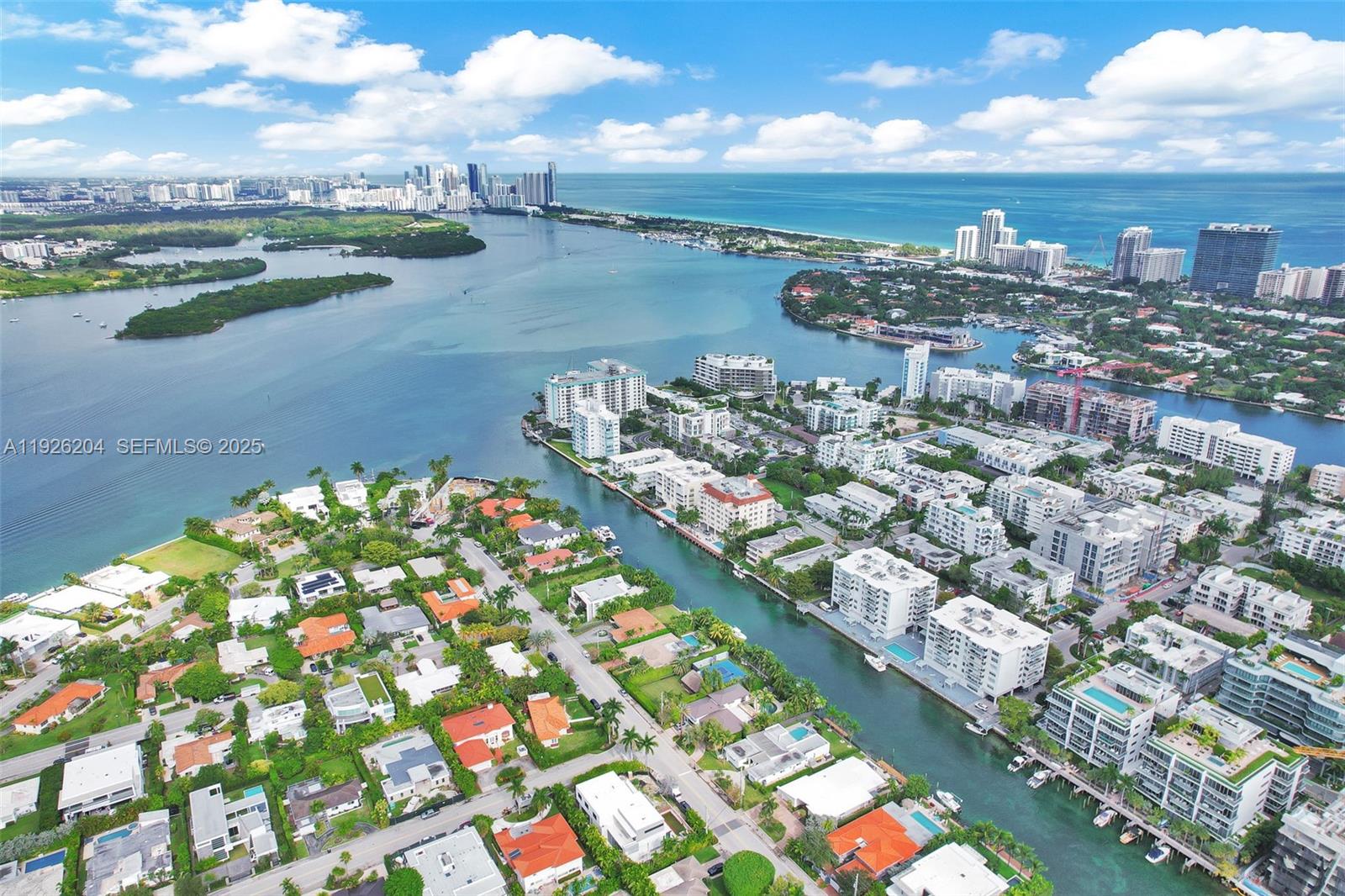 BAY HARBOR ISLAND - Residential