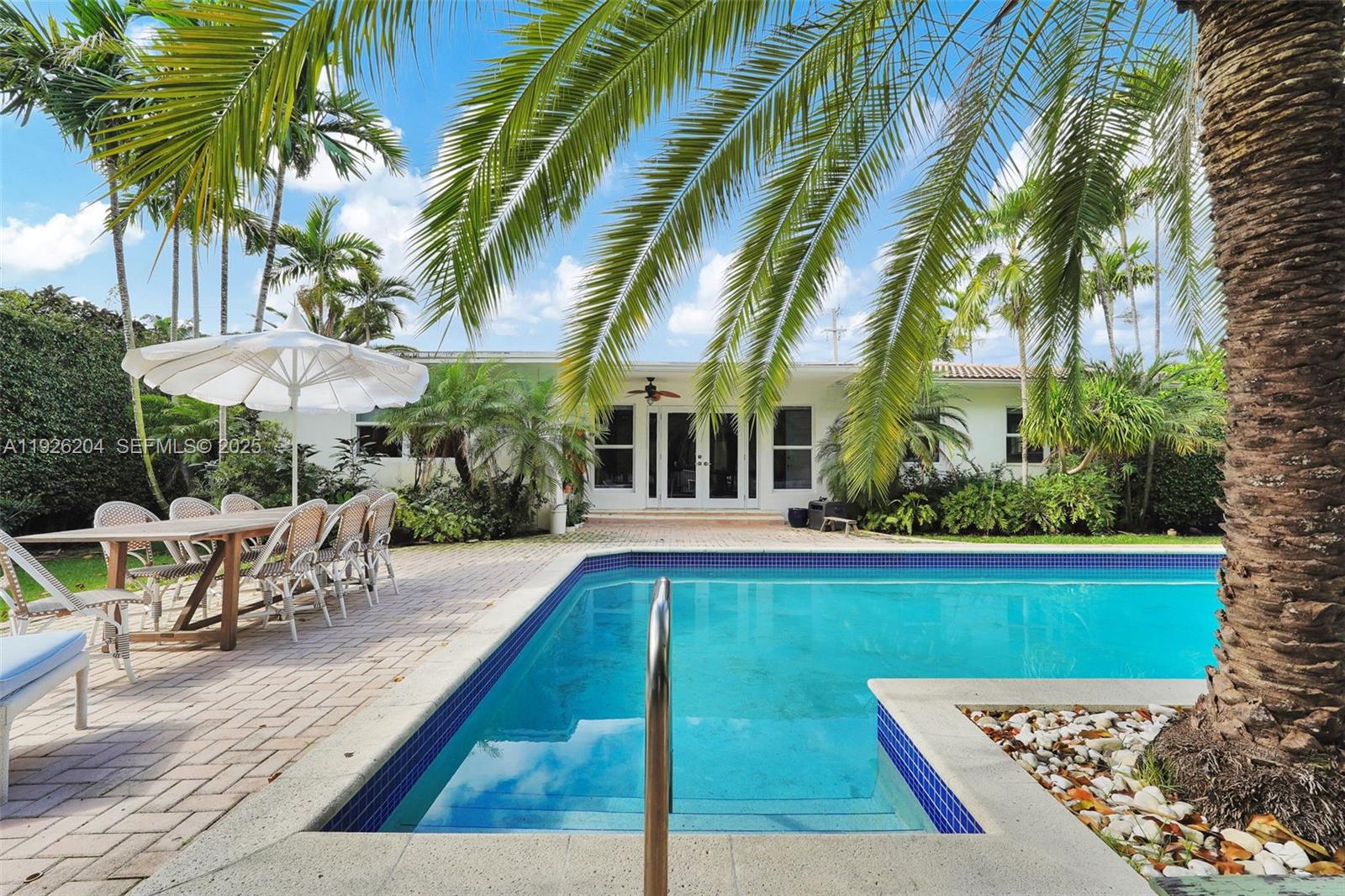 BAY HARBOR ISLAND - Residential