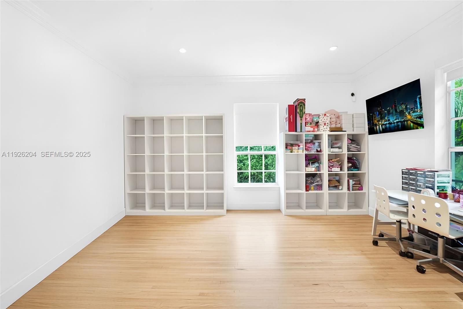 BAY HARBOR ISLAND - Residential