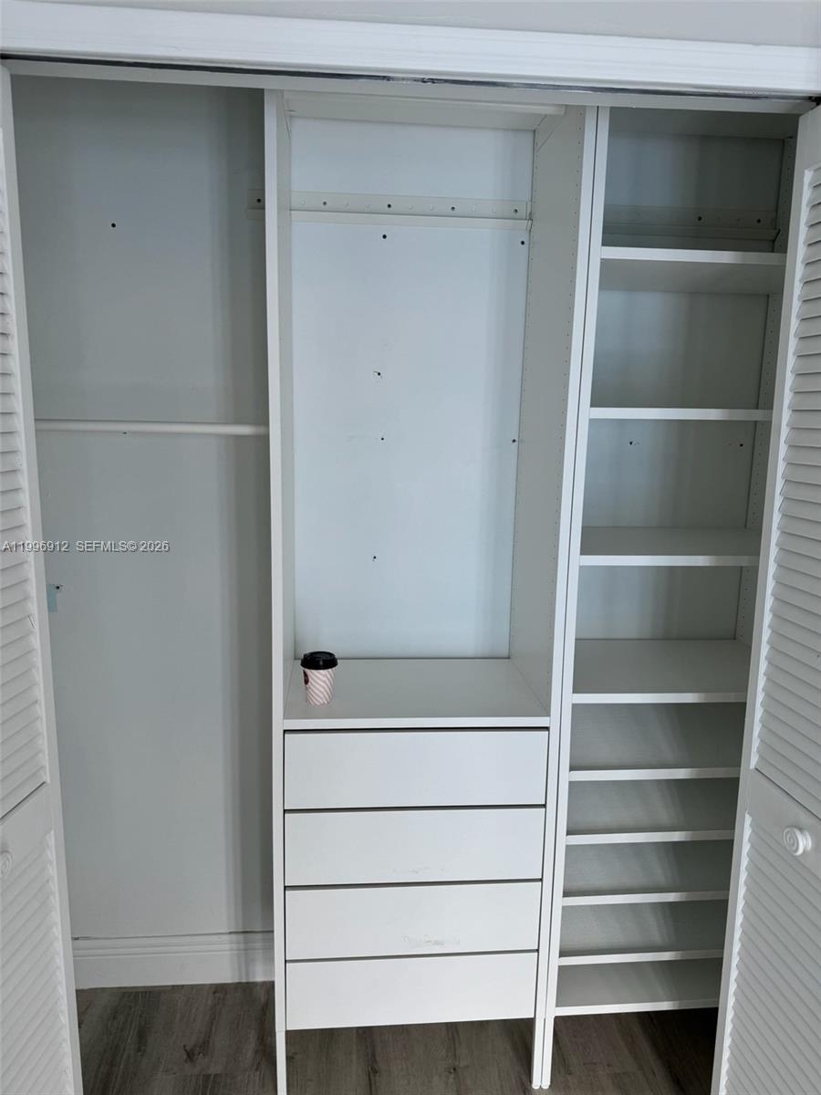 LAGO MAR SOUTH 1ST ADDN - Residential