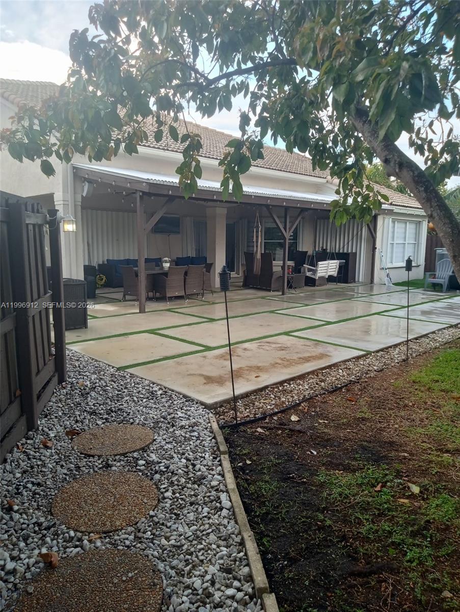 LAGO MAR SOUTH 1ST ADDN - Residential