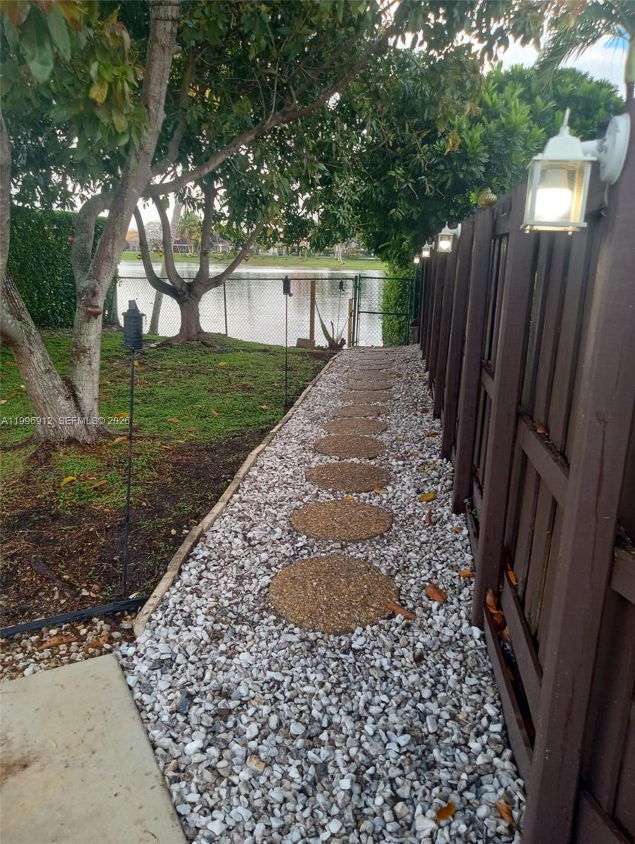 LAGO MAR SOUTH 1ST ADDN - Residential