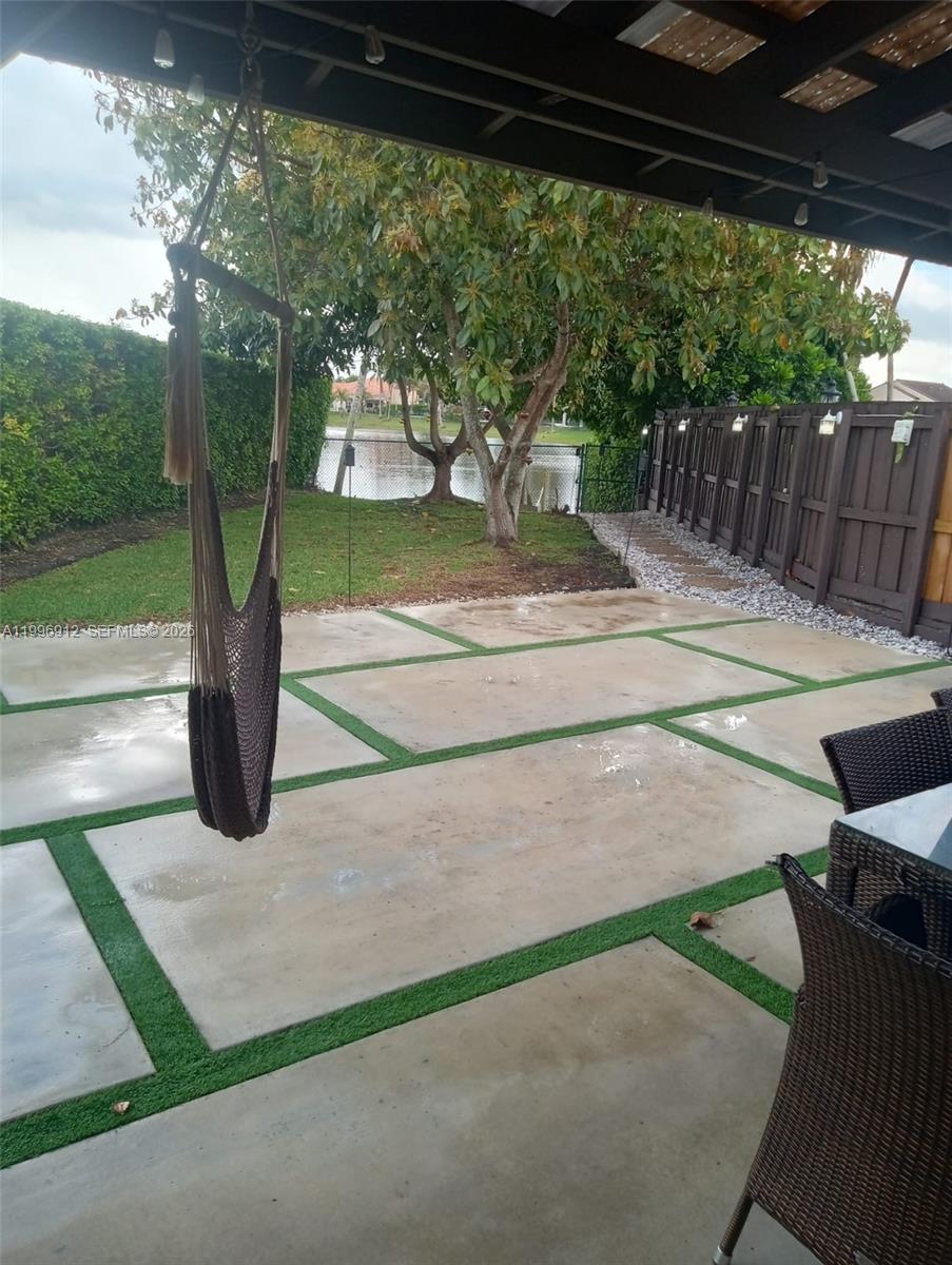 LAGO MAR SOUTH 1ST ADDN - Residential