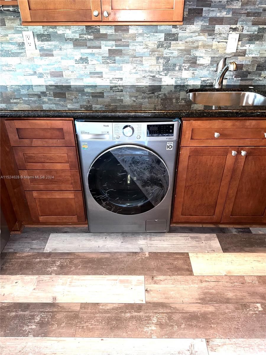 SEAWAY COURT CONDO - Residential Lease