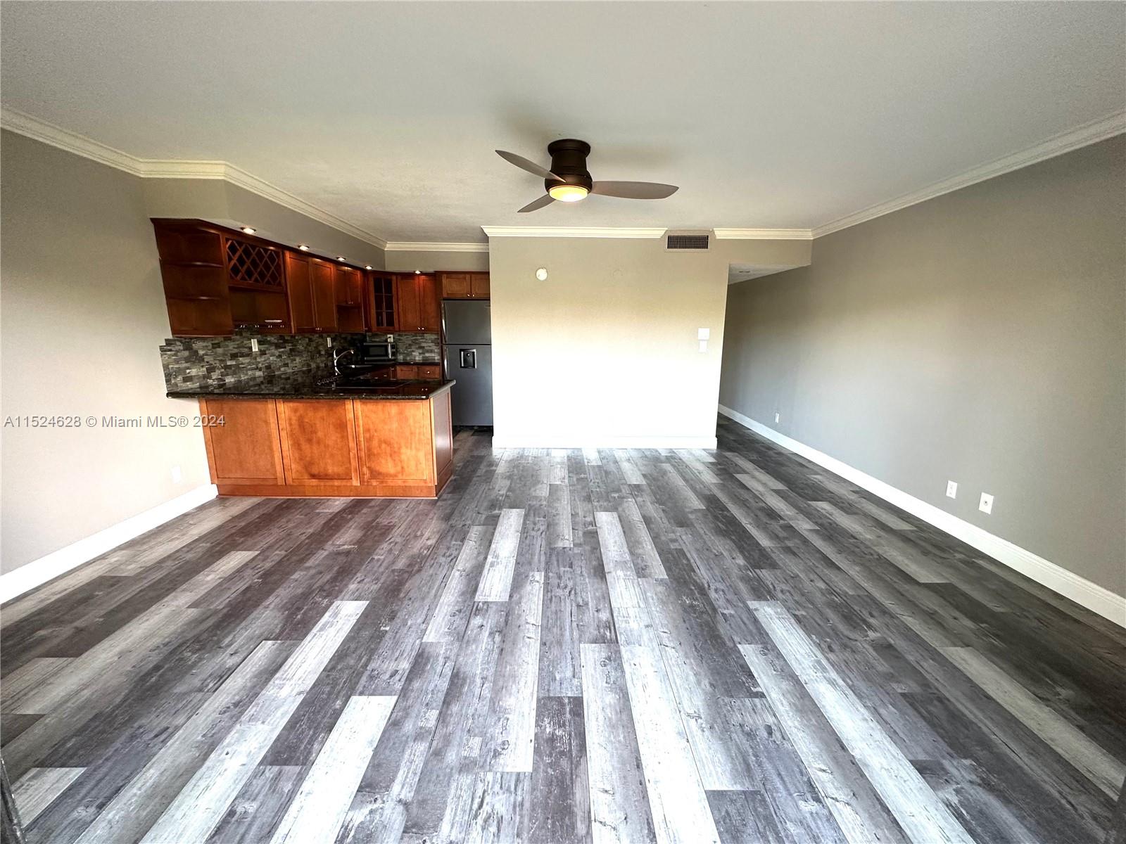 SEAWAY COURT CONDO - Residential Lease