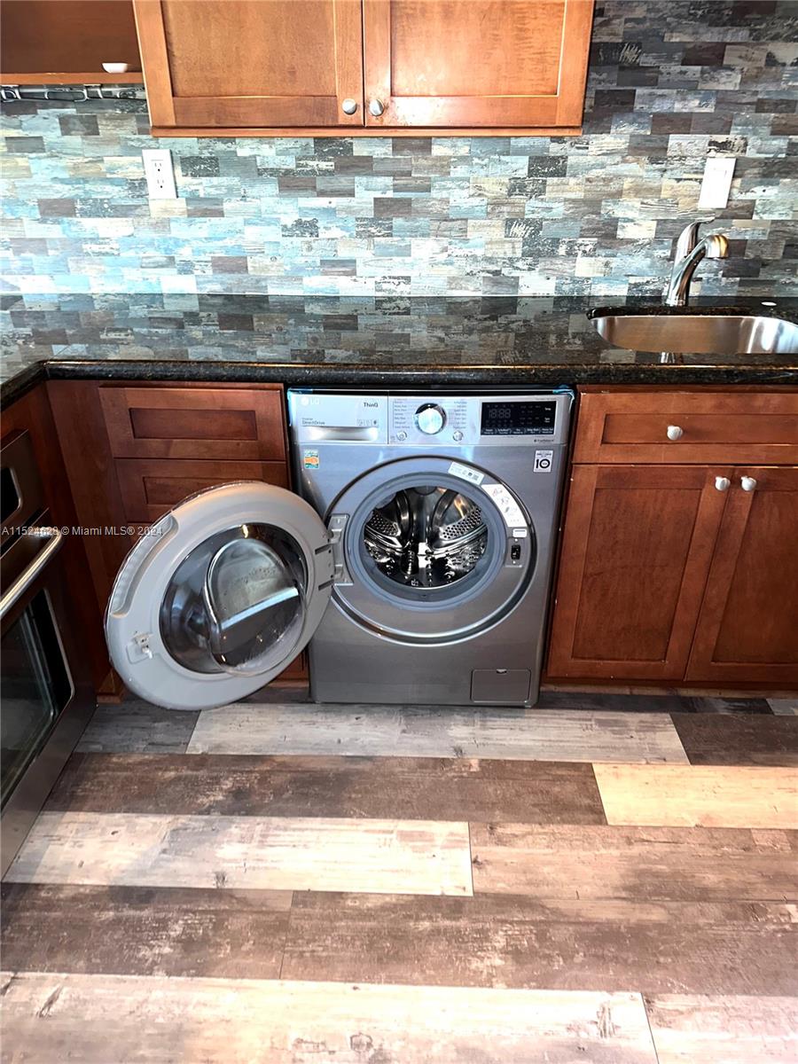 SEAWAY COURT CONDO - Residential Lease