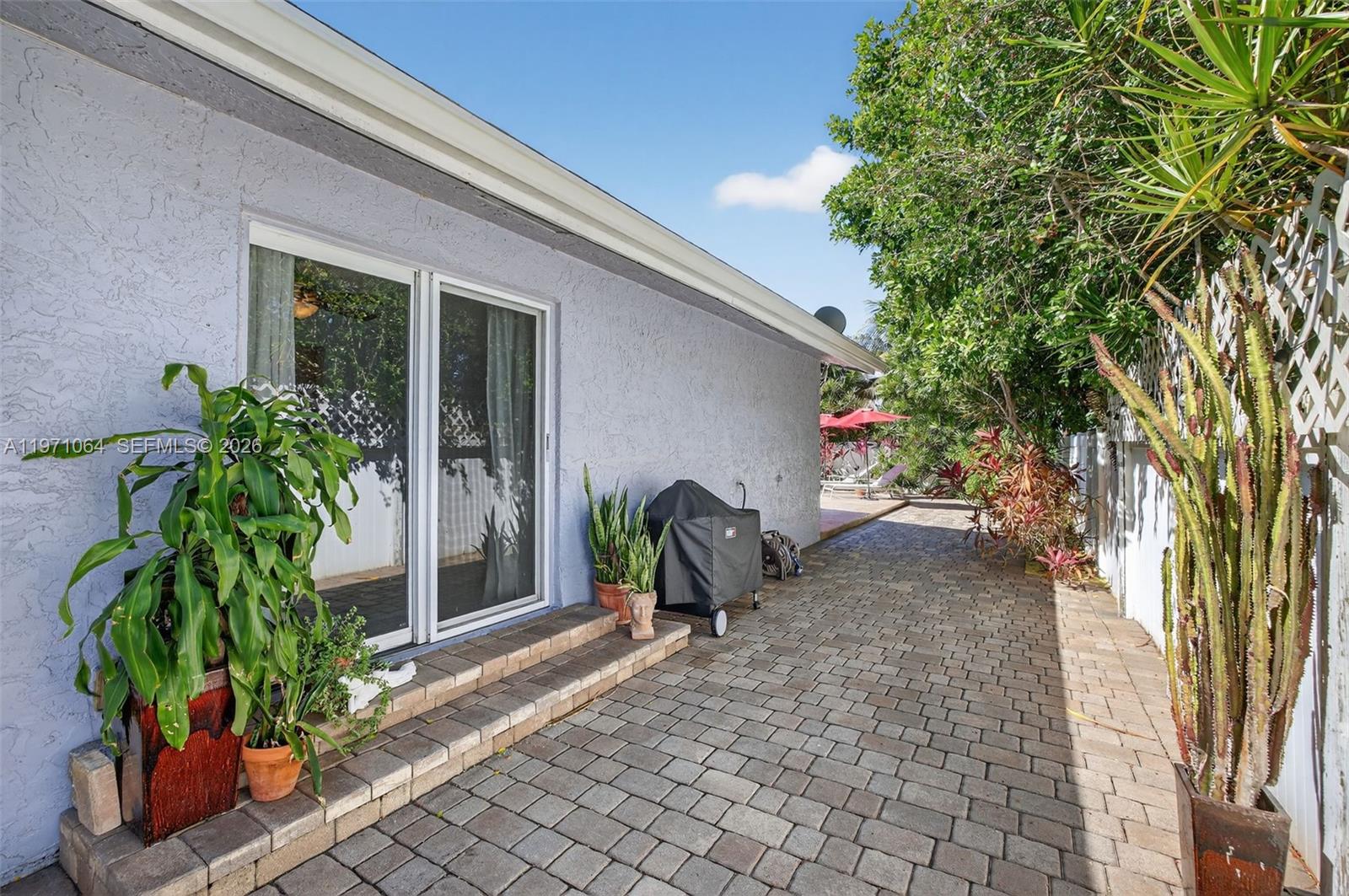 LAKEWOOD EAST - Residential