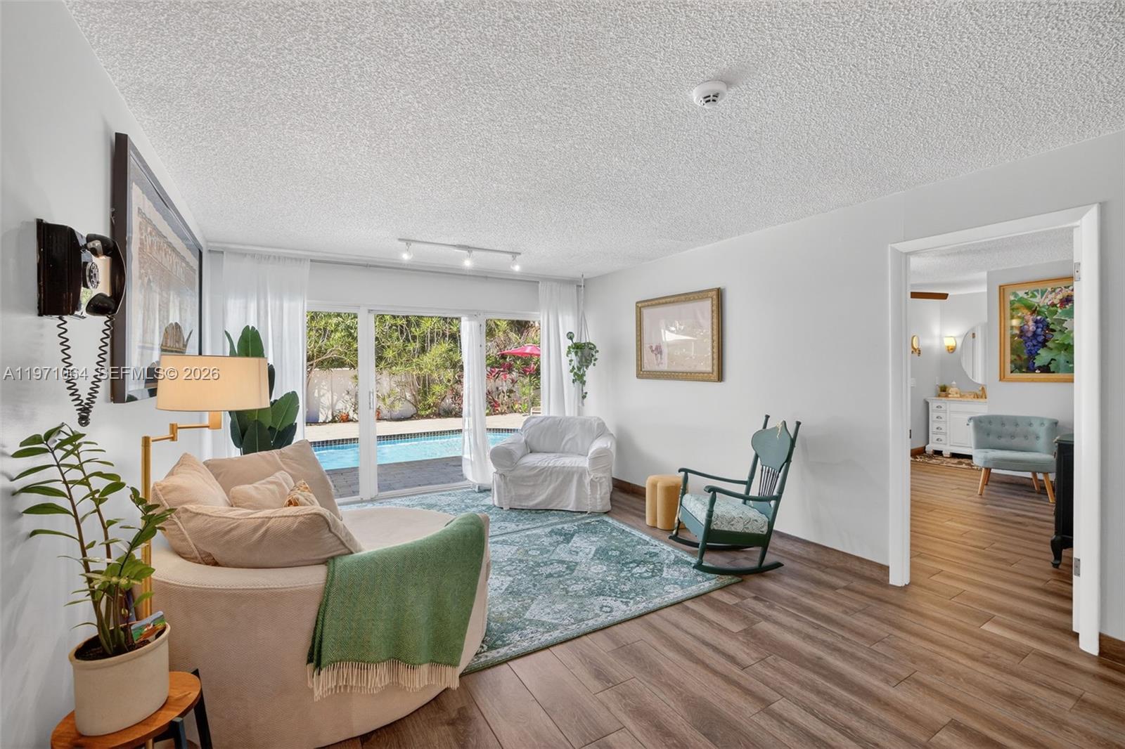 LAKEWOOD EAST - Residential