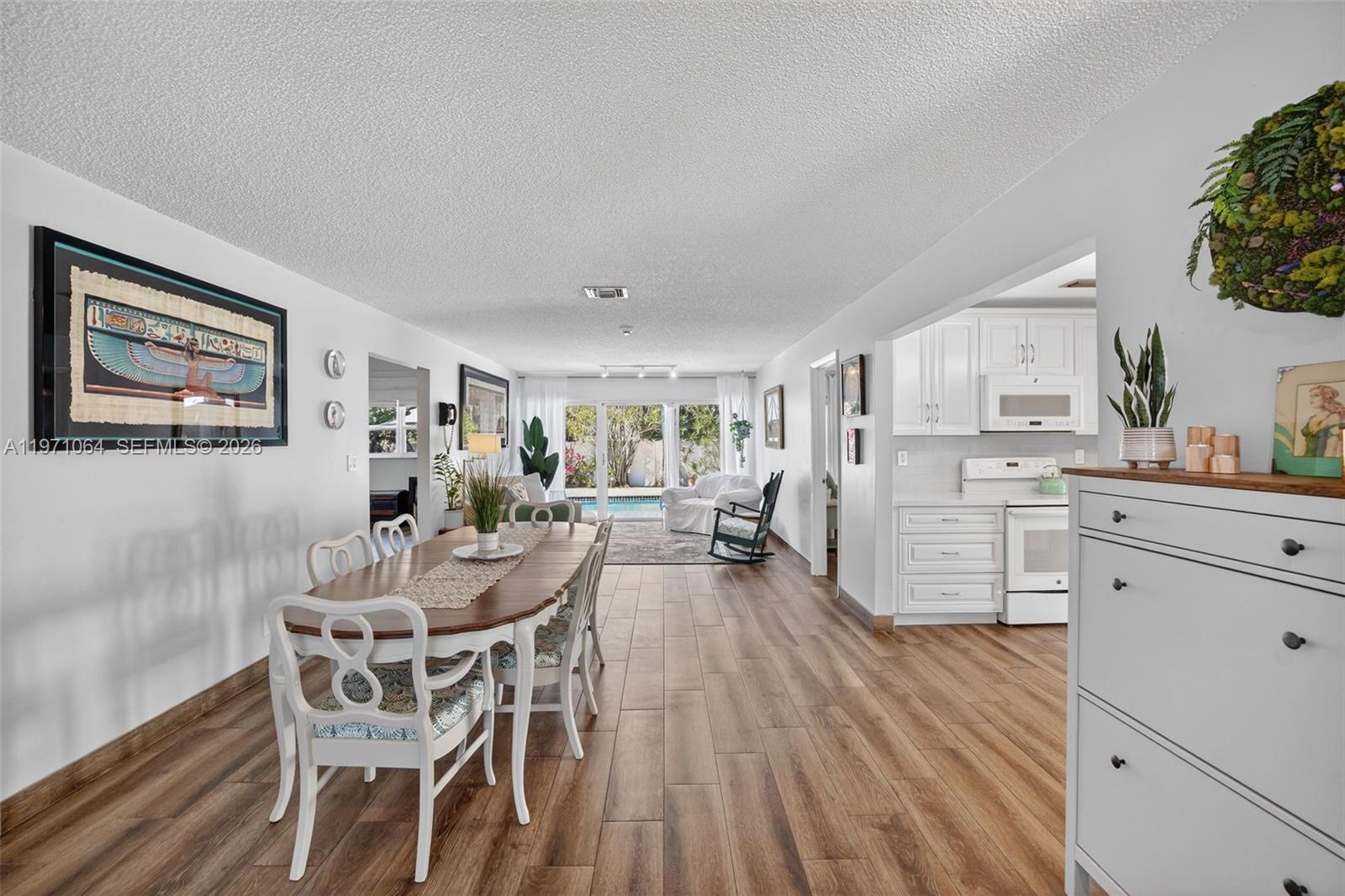 LAKEWOOD EAST - Residential