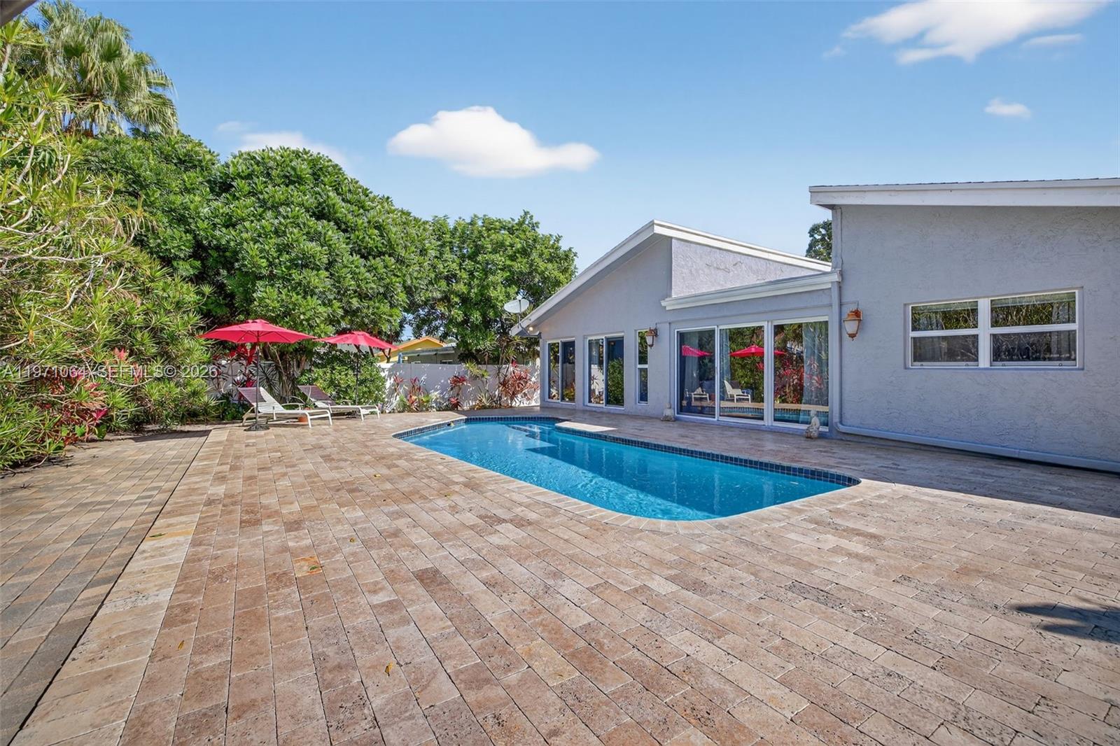 LAKEWOOD EAST - Residential