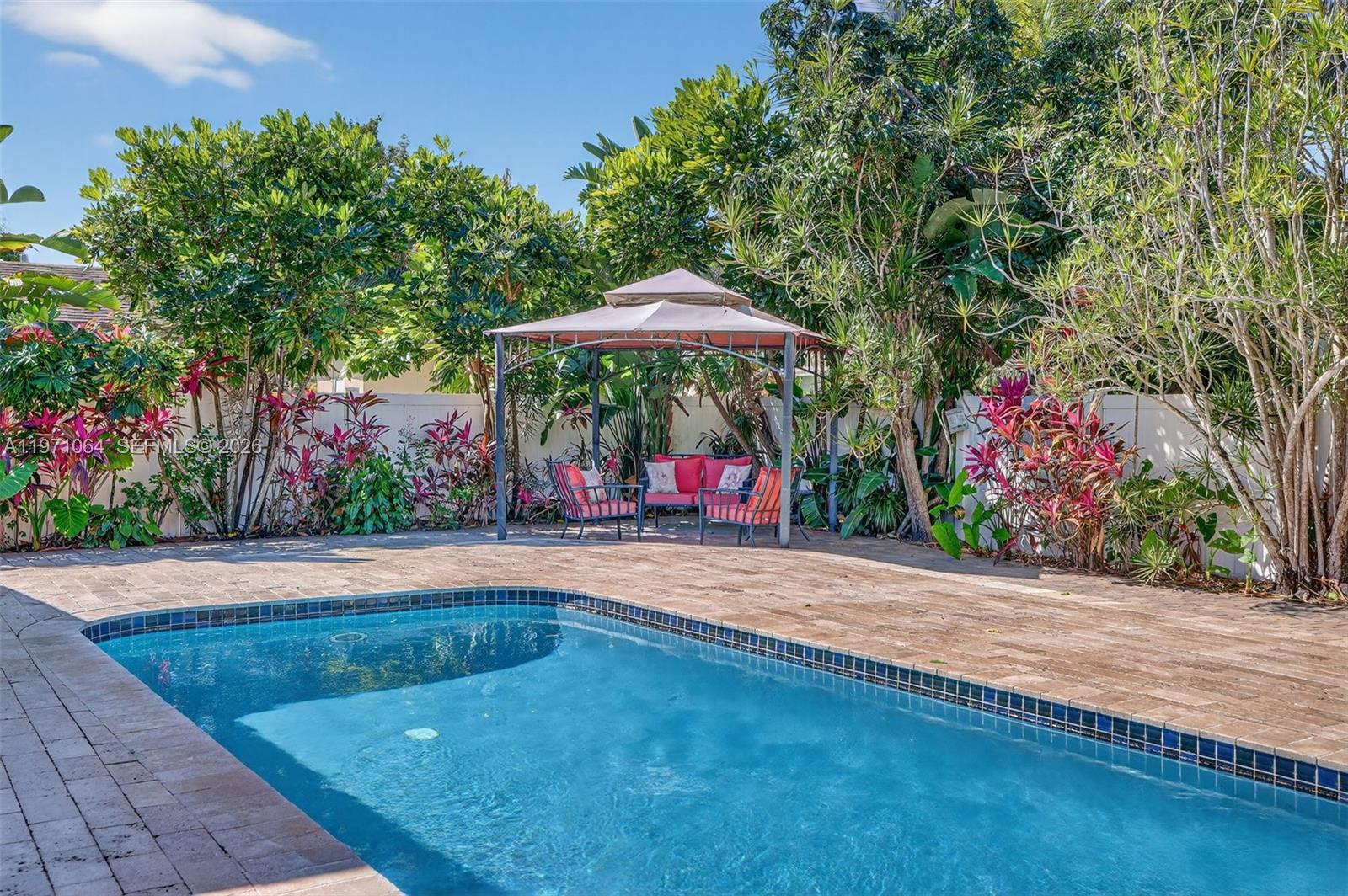 LAKEWOOD EAST - Residential