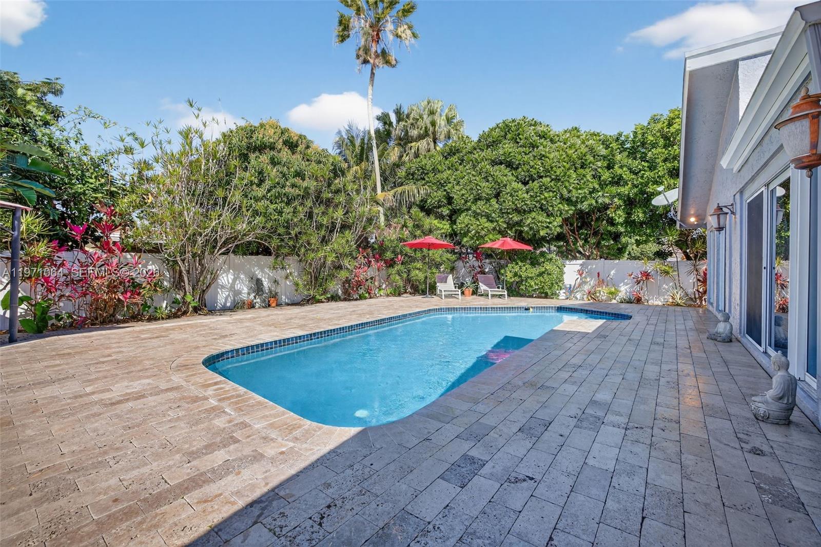 LAKEWOOD EAST - Residential