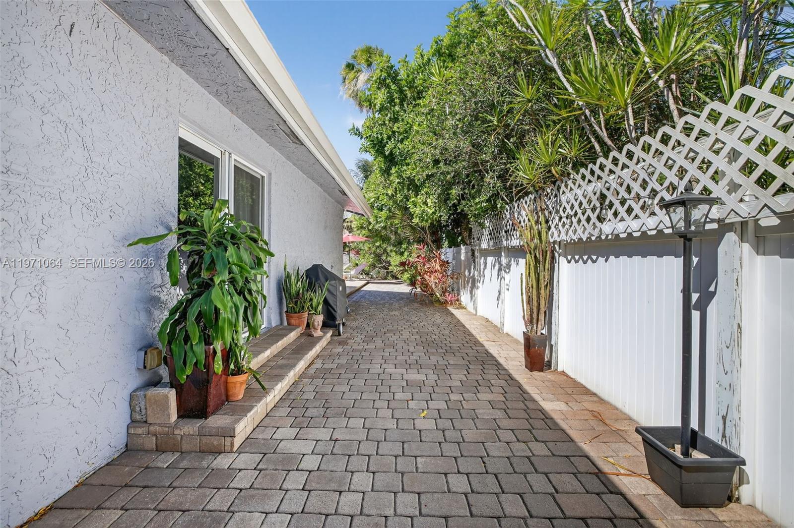 LAKEWOOD EAST - Residential