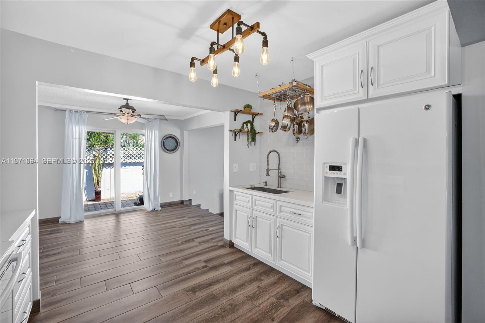 LAKEWOOD EAST - Residential