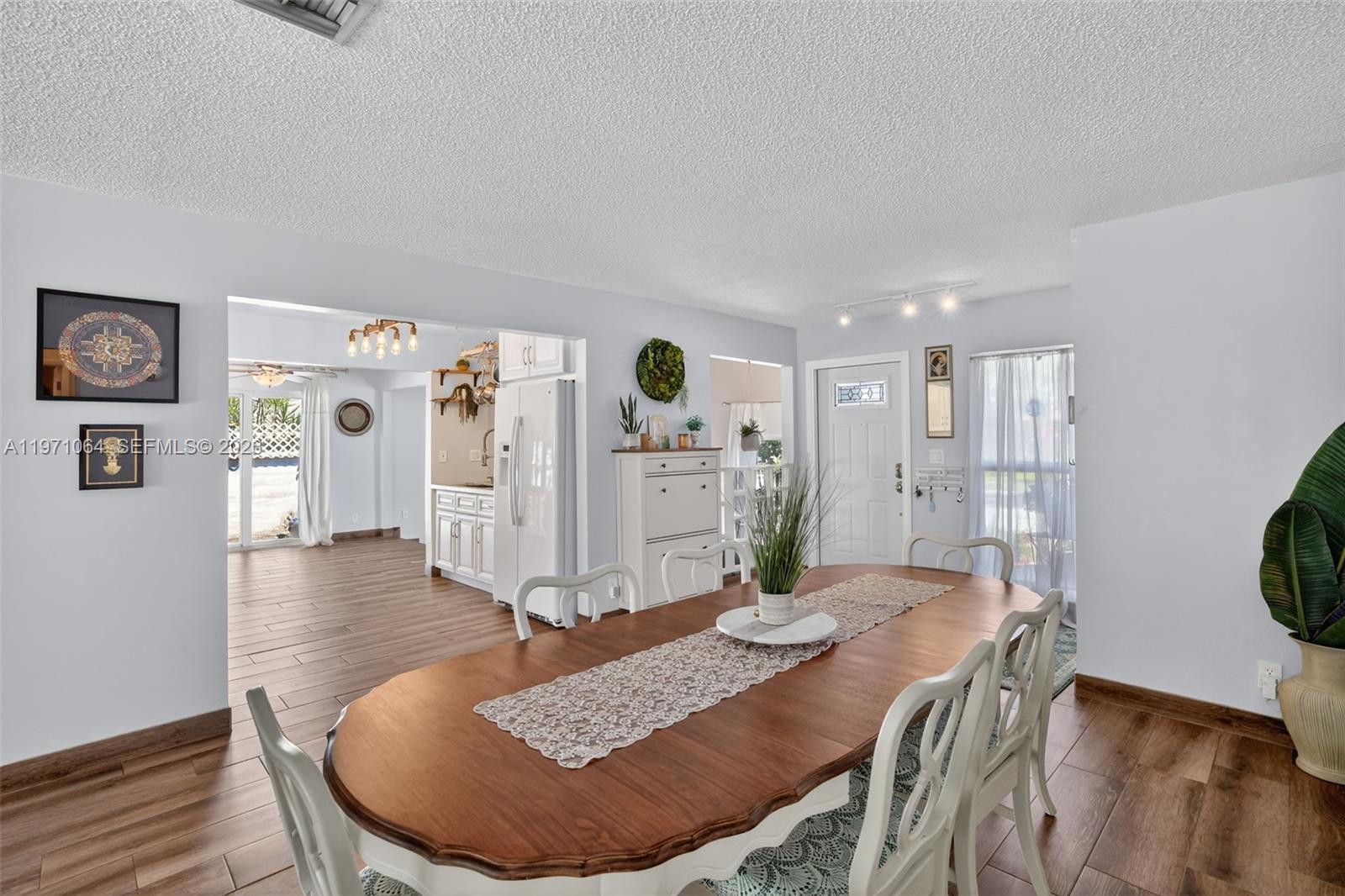 LAKEWOOD EAST - Residential