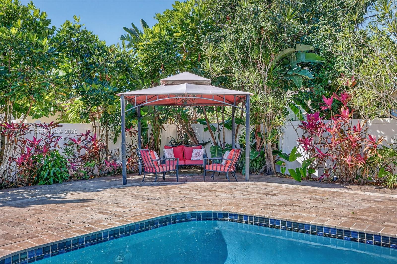 LAKEWOOD EAST - Residential