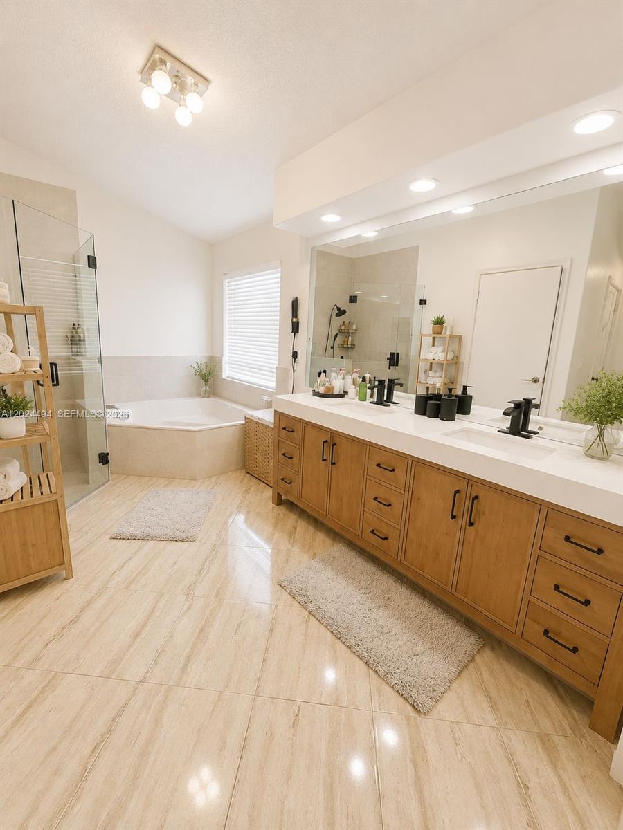 BANYAN OAKRIDGE PLAT - Residential Lease