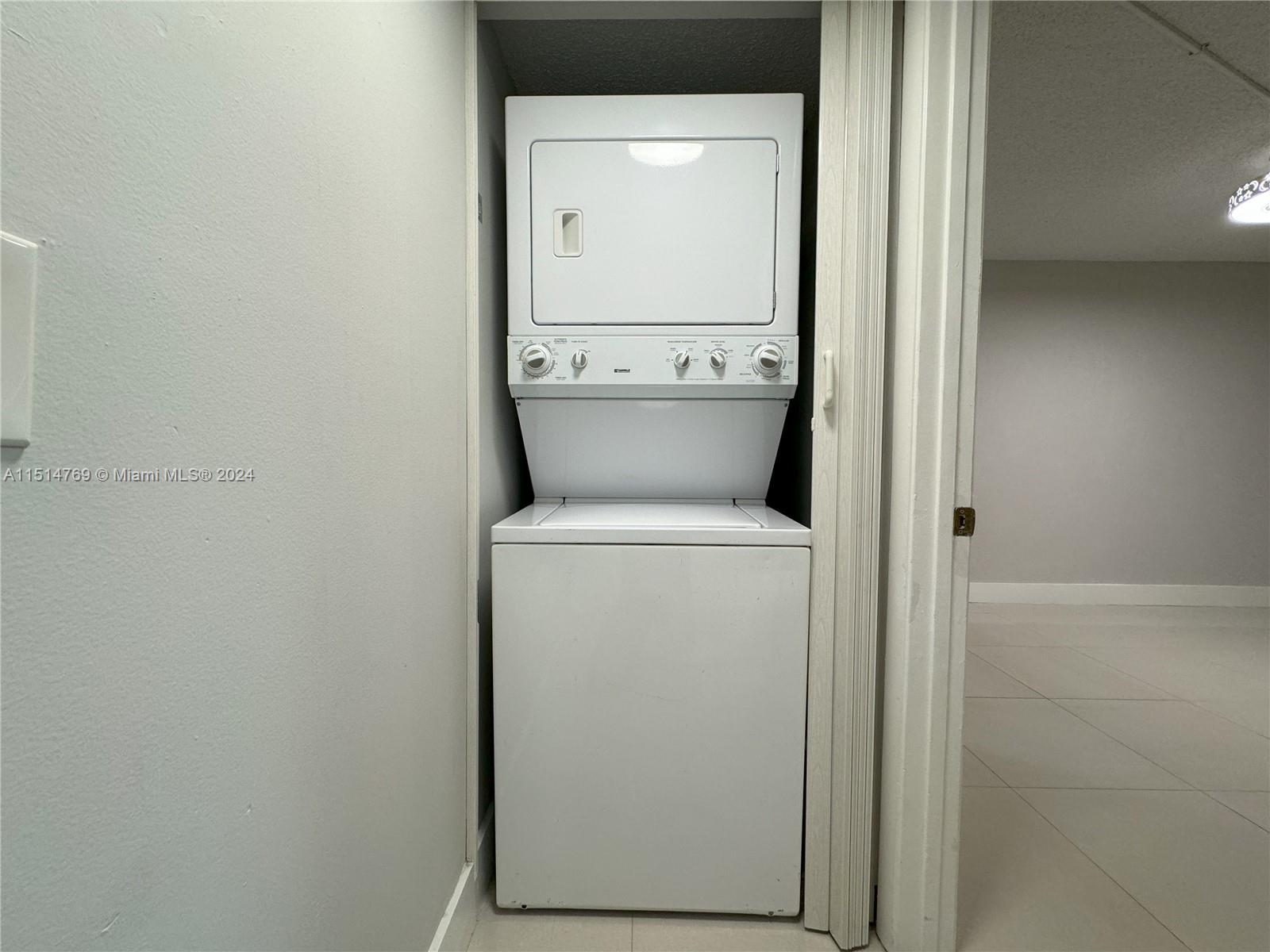MEADOWRIDGE EAST CONDO - Residential Lease