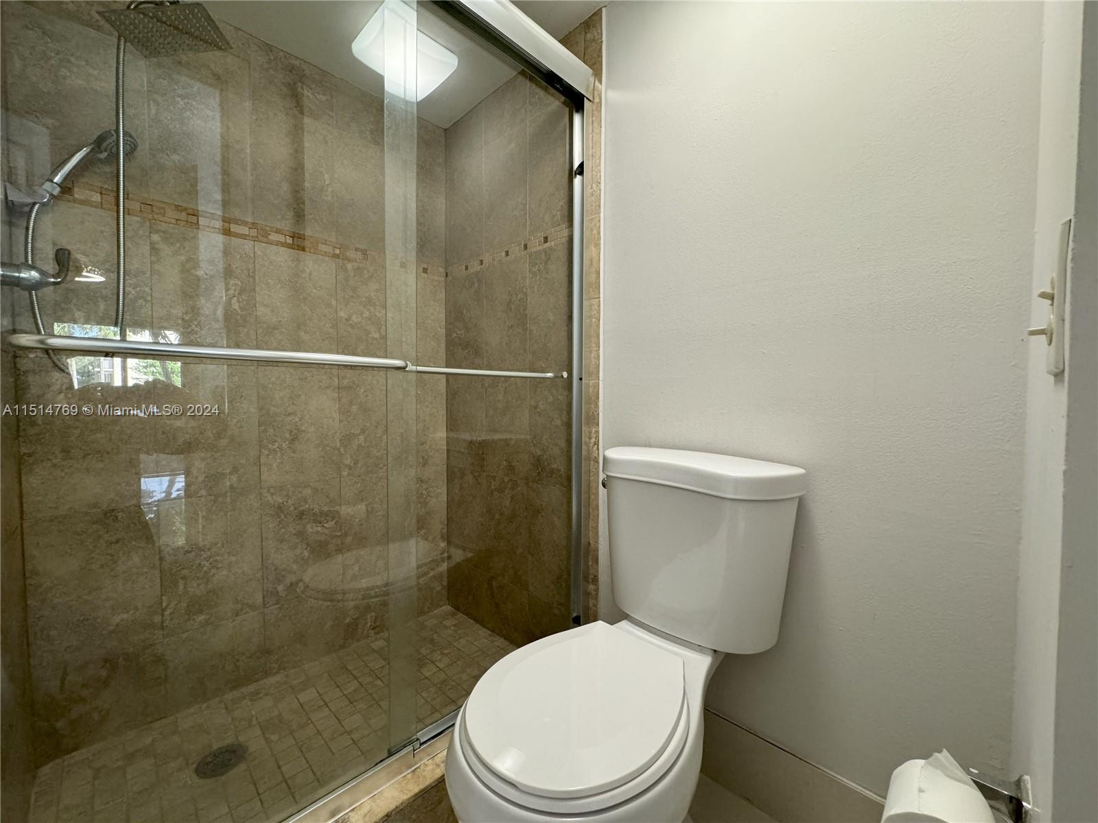 MEADOWRIDGE EAST CONDO - Residential Lease