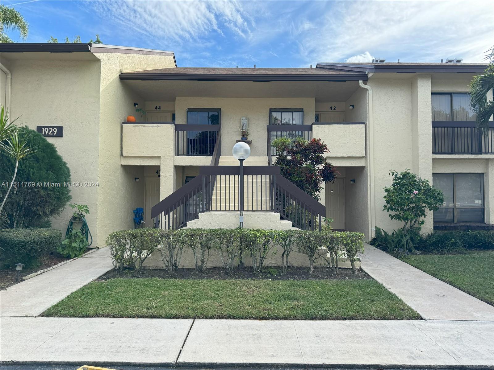 MEADOWRIDGE EAST CONDO - Residential Lease