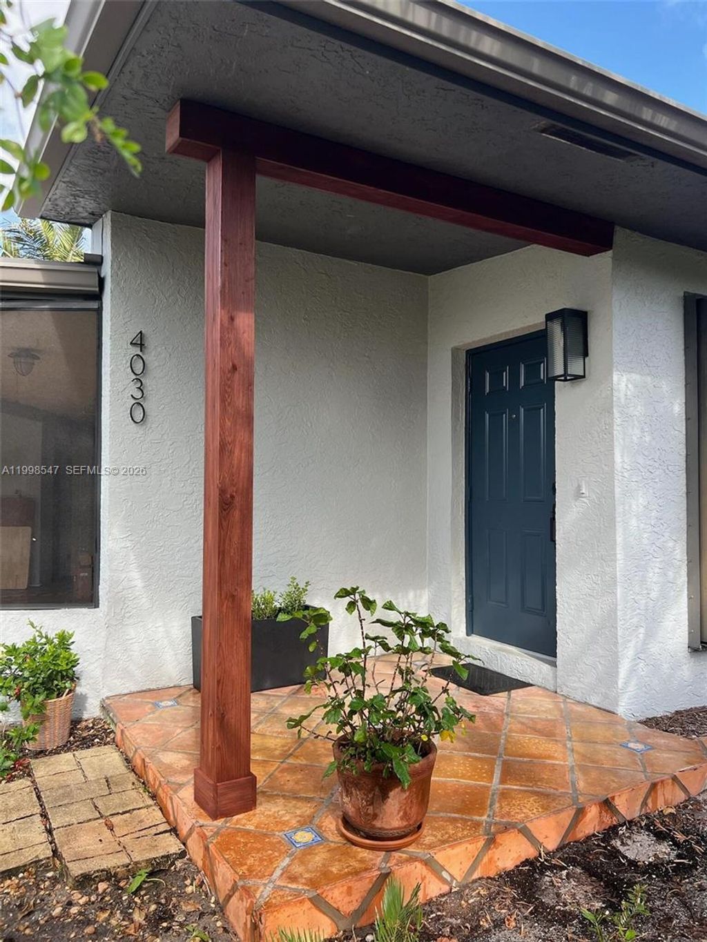 Photo of 4030 NE 13th Ave, Pompano Beach, FL 33064 (MLS # A11998547)