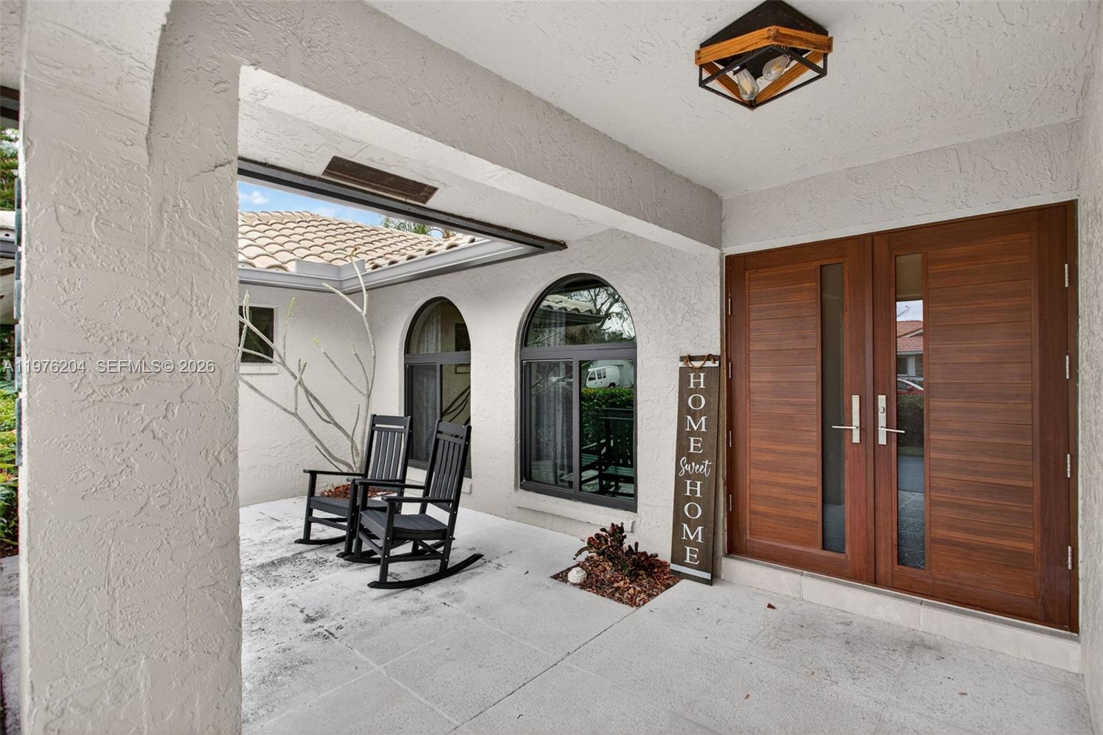 PINE RIDGE - Residential