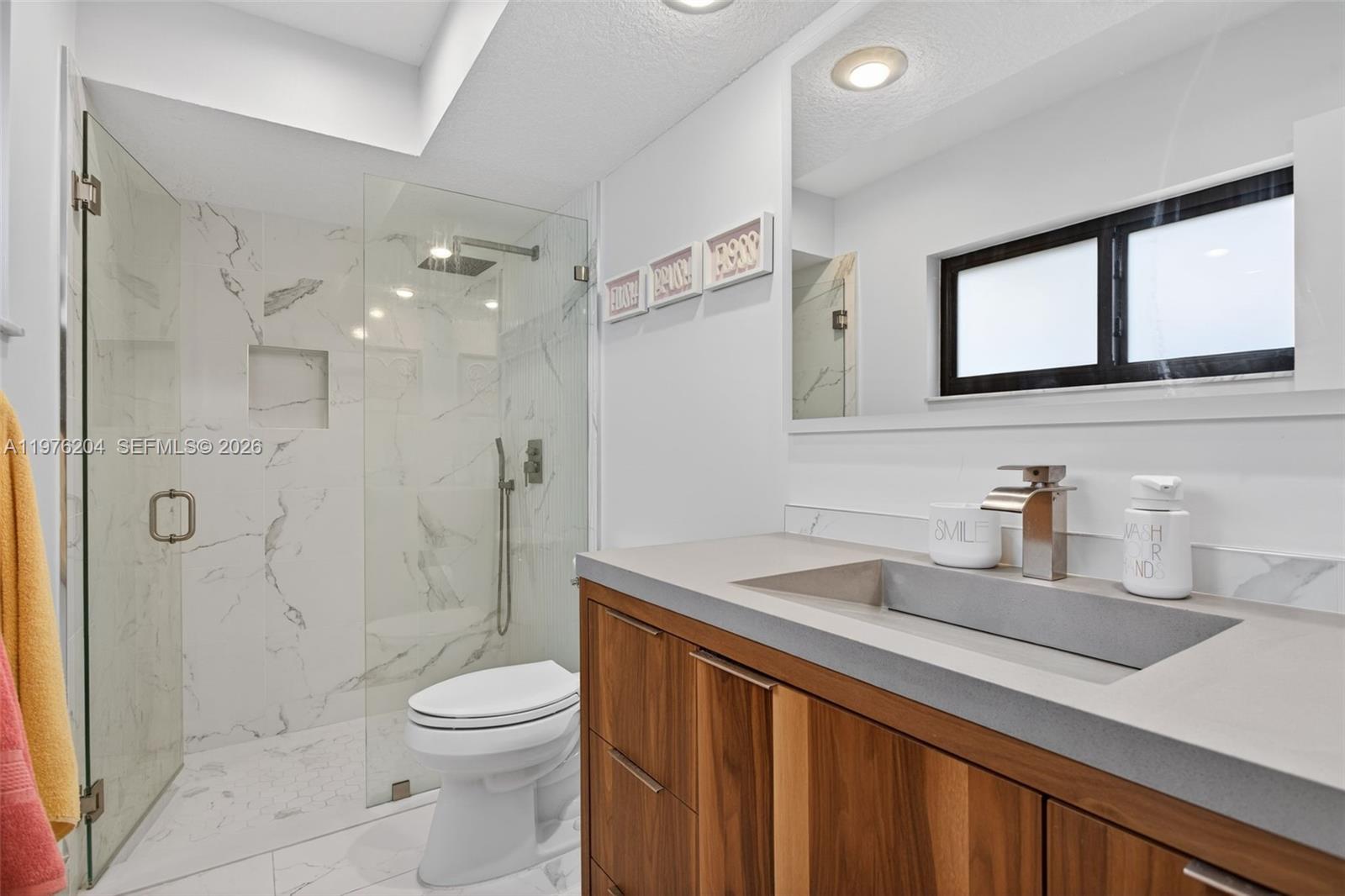 PINE RIDGE - Residential