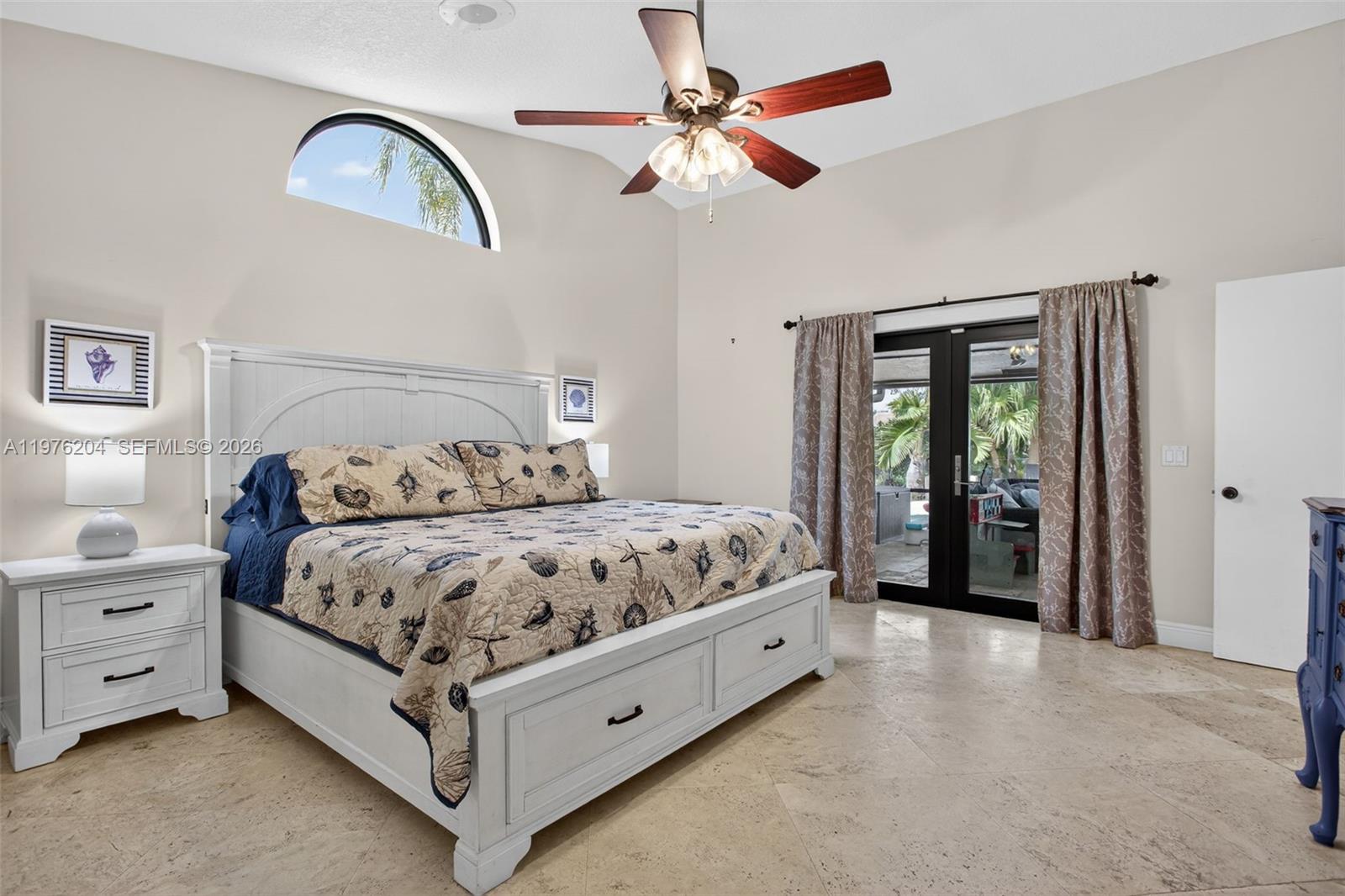 PINE RIDGE - Residential