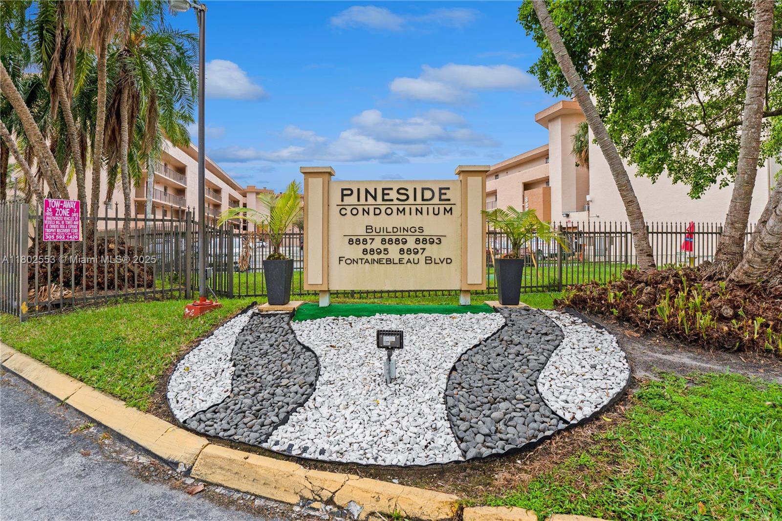 8889 Fontainebleau Blvd 302, Miami, Broward County, Florida - 2 Bedrooms  
2 Bathrooms - 