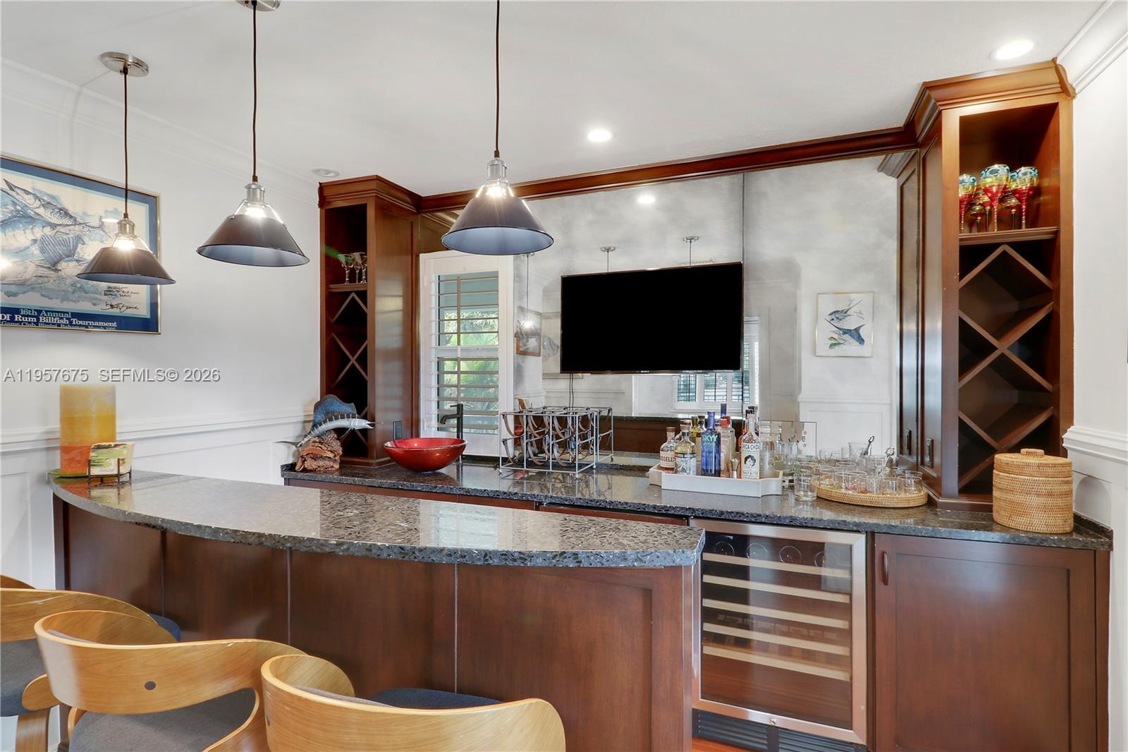 WOODMERE PINES - Residential