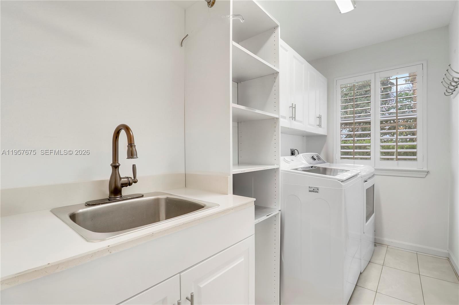 WOODMERE PINES - Residential