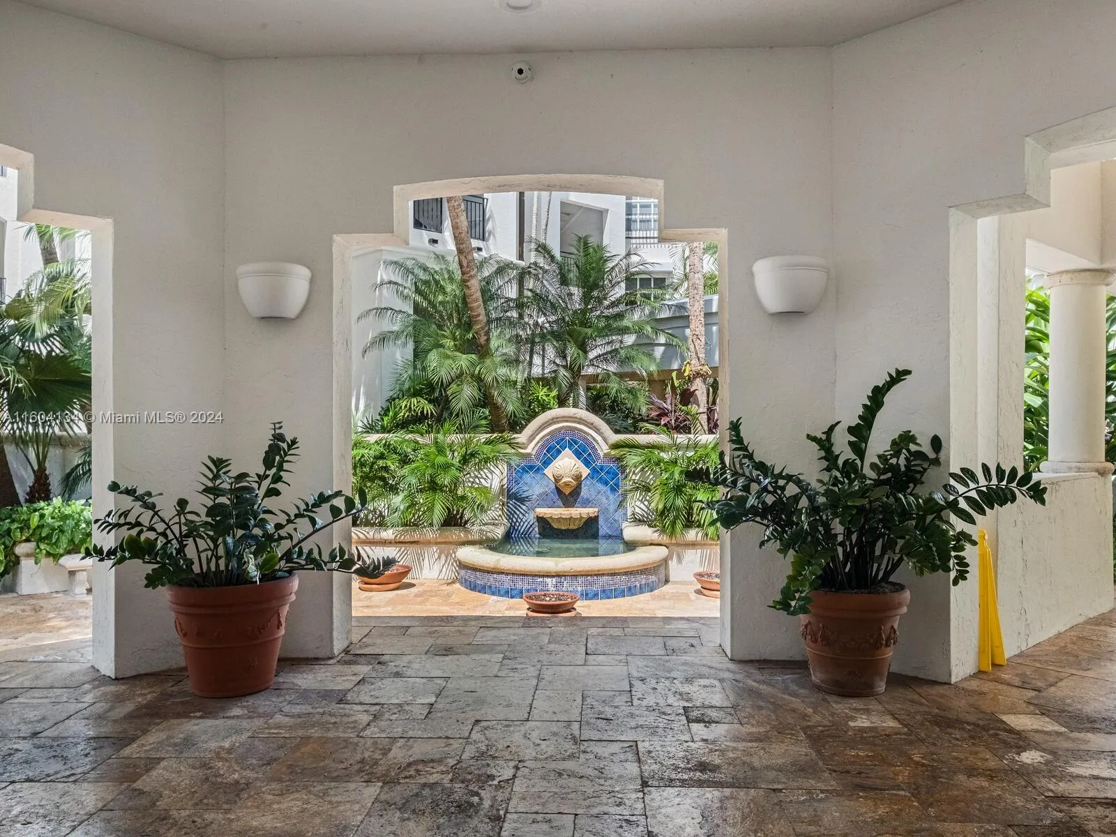 Aventura, Florida 33160, United States, 3 Bedrooms Bedrooms, ,4 BathroomsBathrooms,Residential,Pending,54598