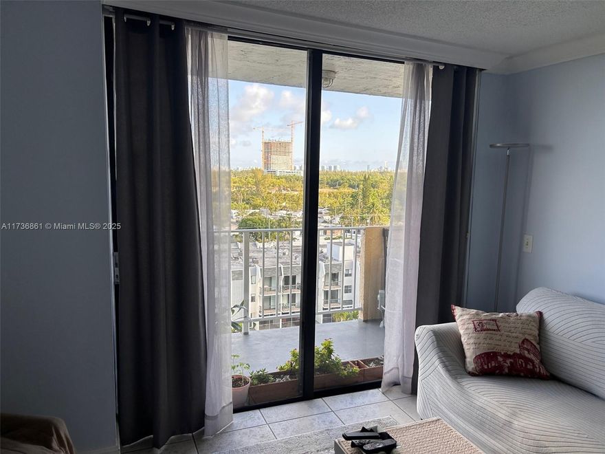 Updated 2/2 in Keystone Islands with beautiful open views from the 9th floor. 2 parking spaces.