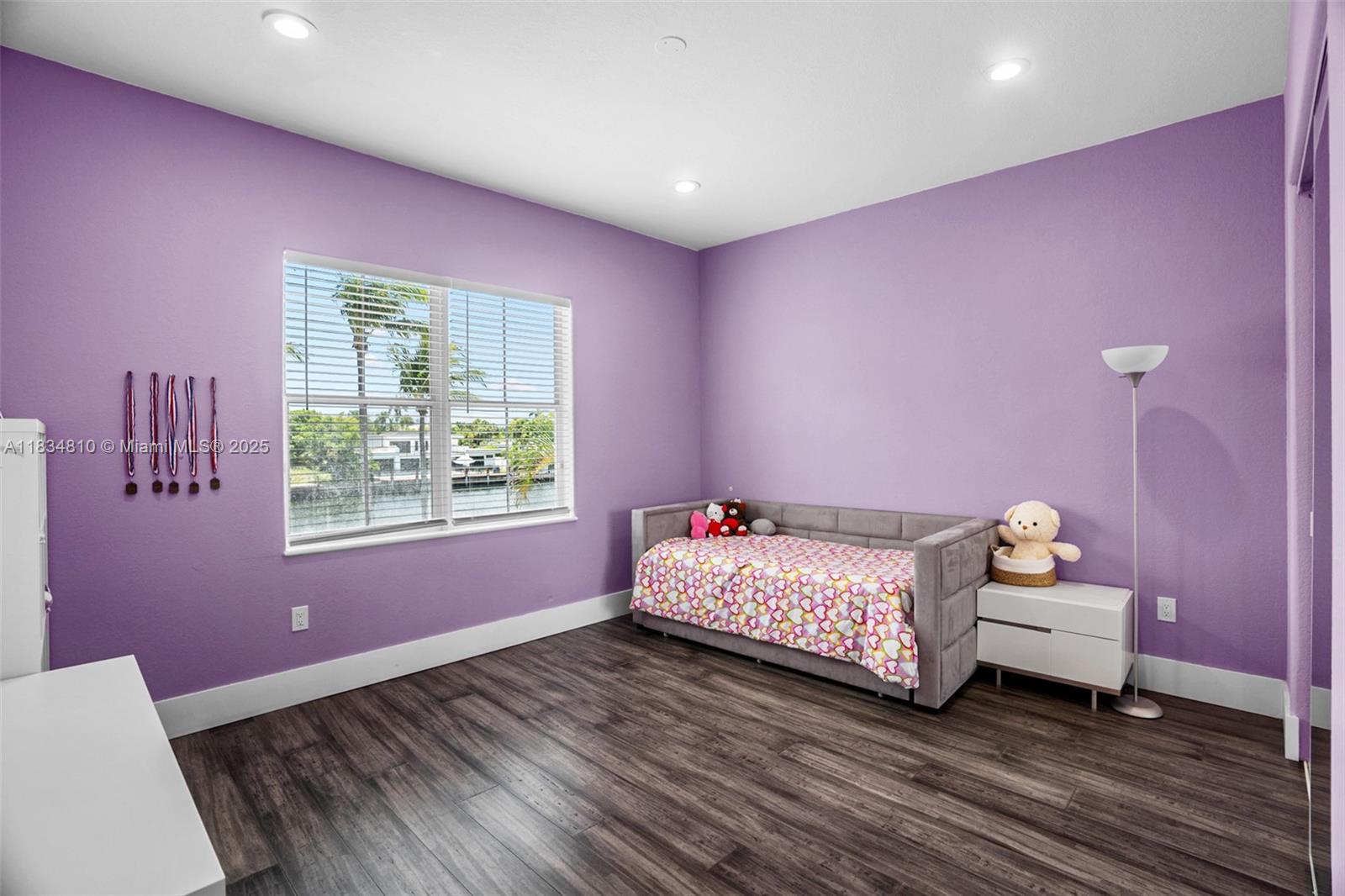 THREE ISLANDS 3RD SECTION - Residential Lease